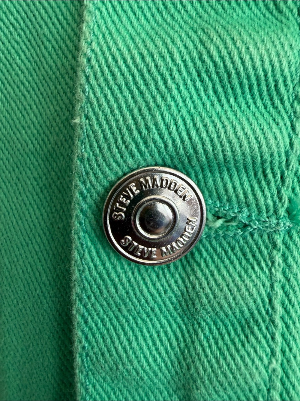 Steve Madden Women’s Small Green Cropped Cotton Jacket Raw Hem Button Front - Picture 4 of 13